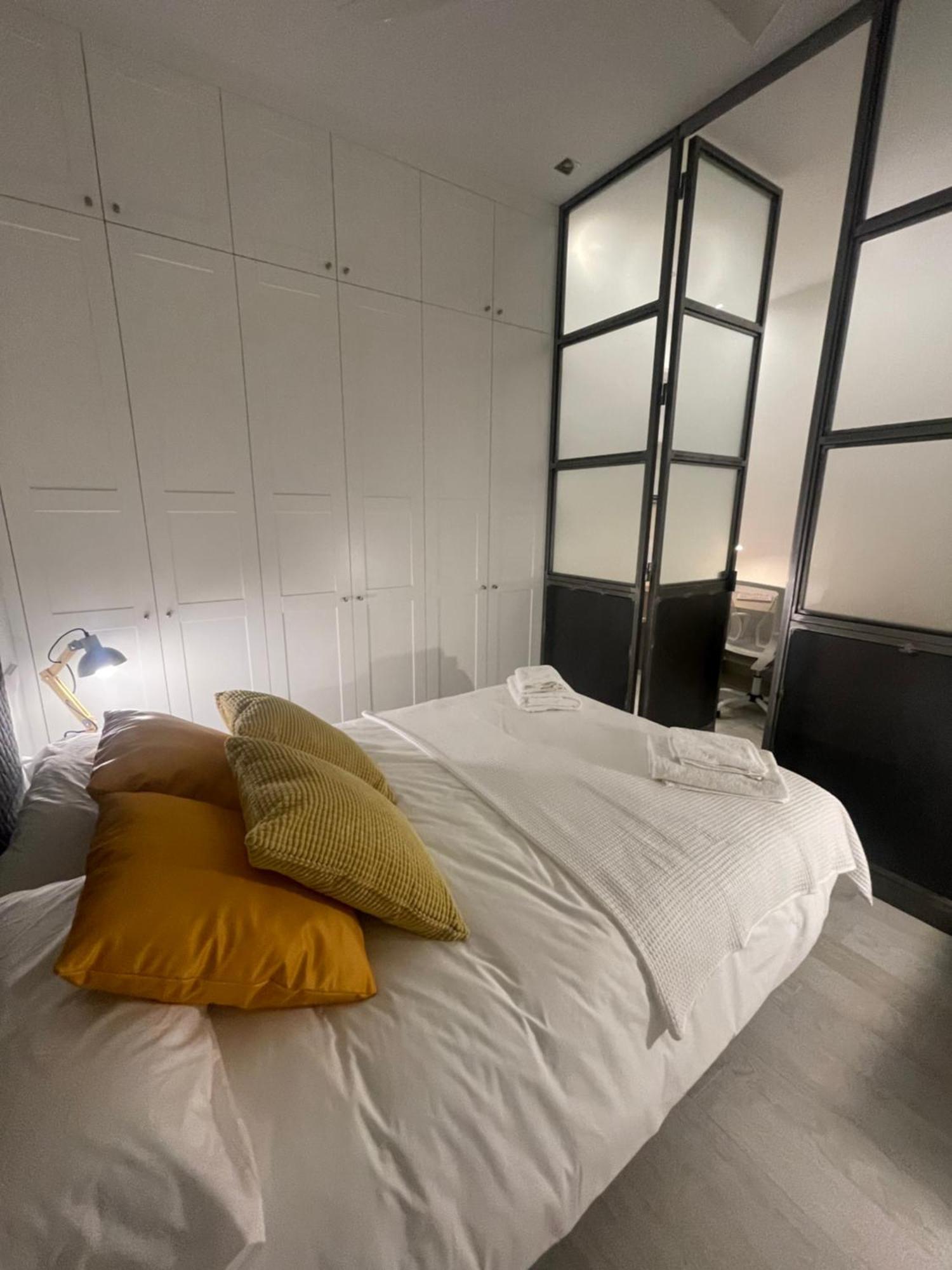 Casa De Huespedes Almirante Madrid Apartman Kültér fotó